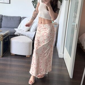 BAILEY ROSE - Floral Tulip Maxi Skirt 🌷 SIZE SMALL